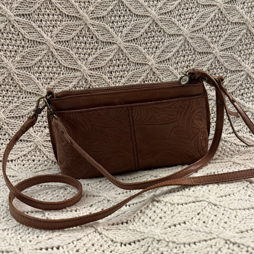 The Sak Genuine Leather Silverlake embossed crossbody NWOT
